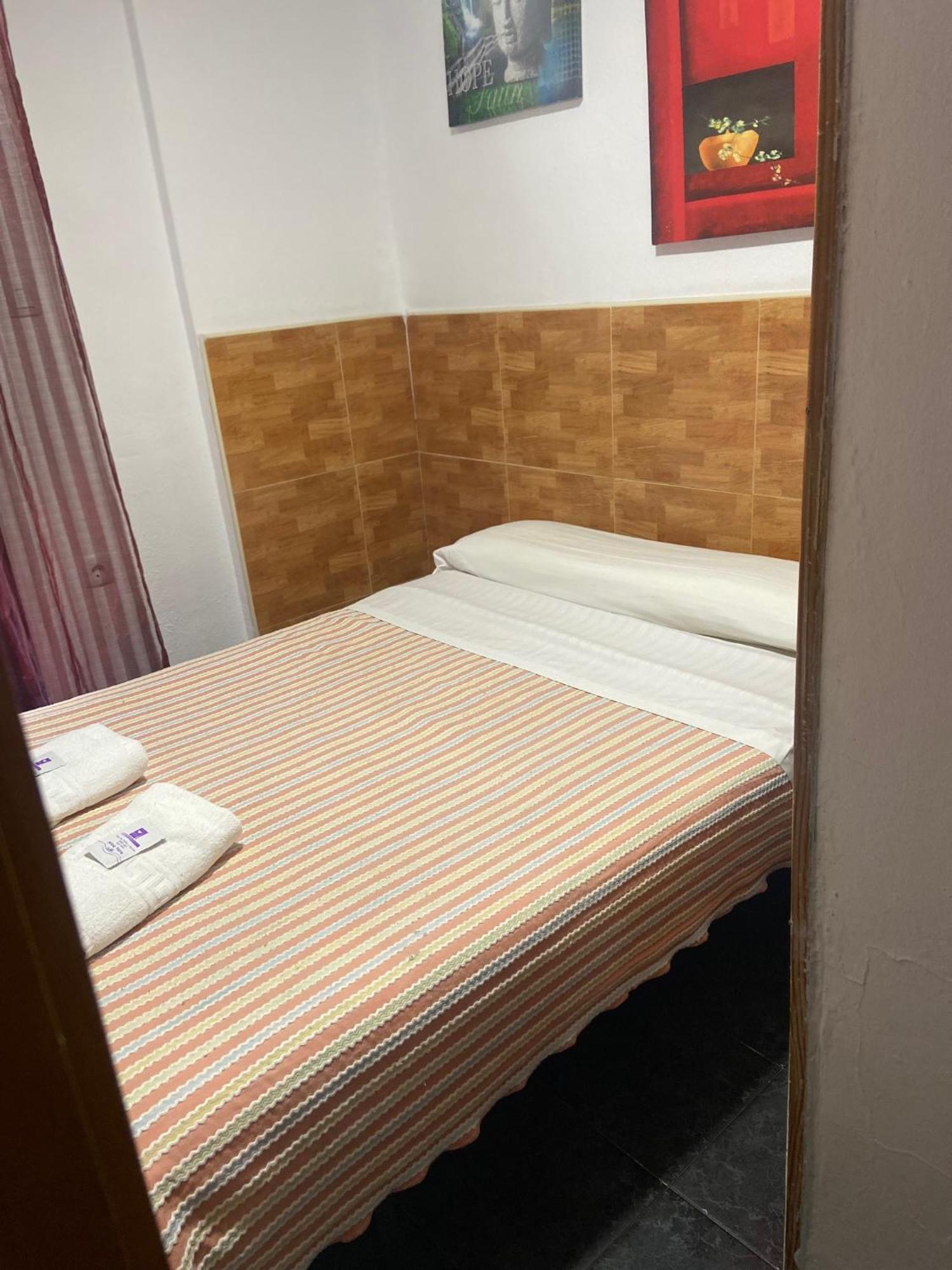 Pension La Ferroviaria - Sin Ascensor Сарагоса Екстер'єр фото